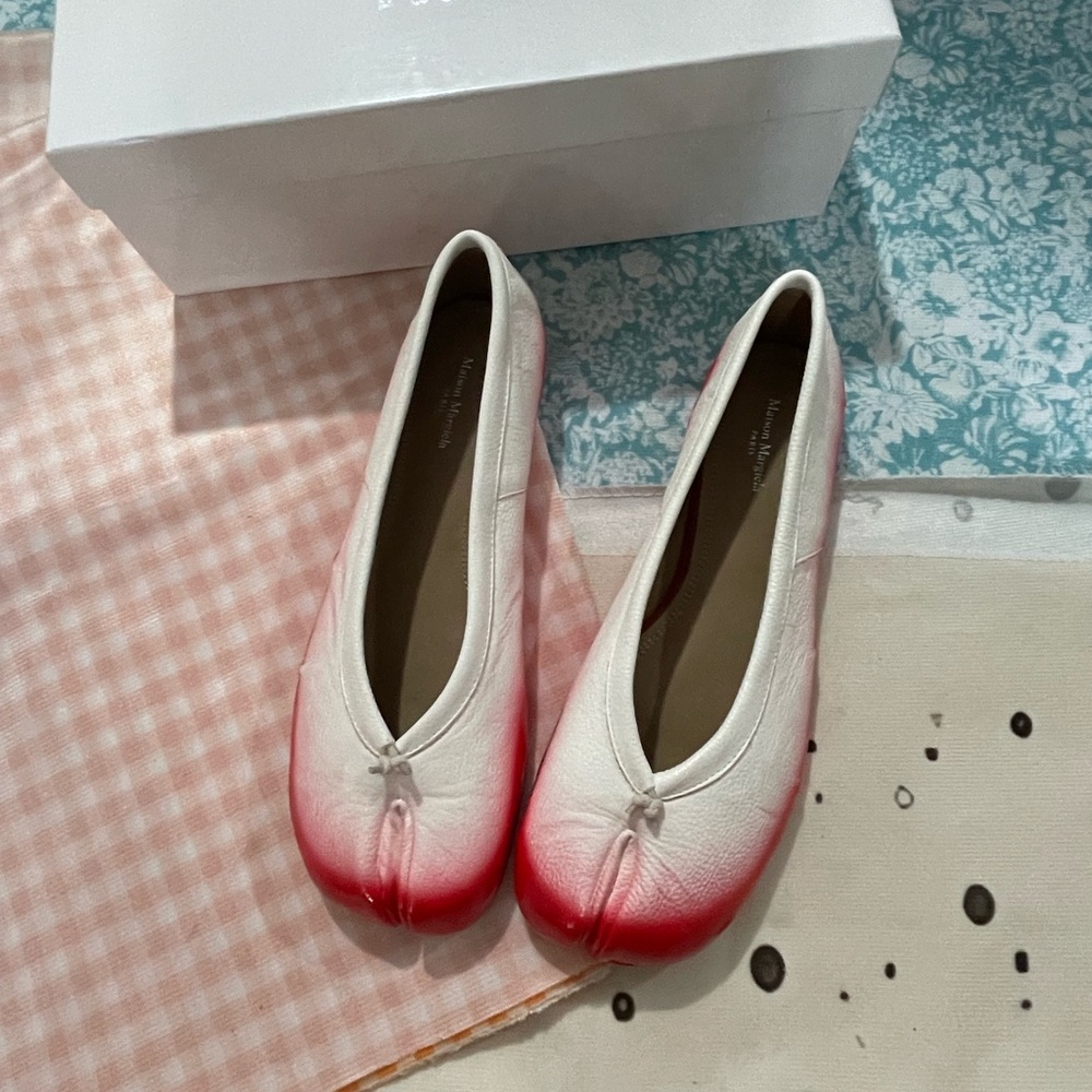 Maison Martin Margiela White-to-Pink Dip Tabi Ballet Flats